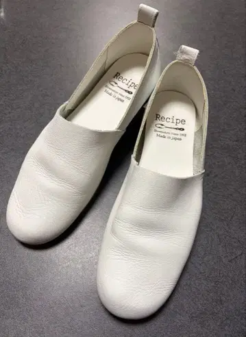 RECIPE 레시피 슬립온 플랫슈즈 화이트 23cm