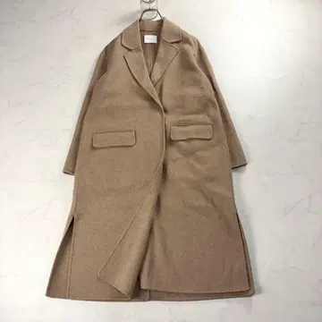 최근 유나이티드 애로우즈 BY 비버 리버 테일러드 코트