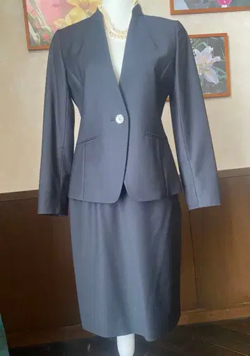 컨디션 최상 DAKS 슬림핏 자켓 & 스커트 네이비 세레모니