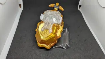 베이블레이드 버스트 풀 커스텀 베이 런처 LR