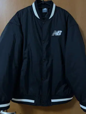 뉴발란스 나일론 자켓 S 블랙