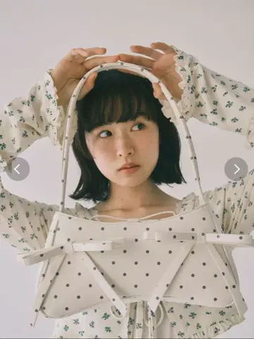 리본 리본 컴팩트 백 믹스 메리제니