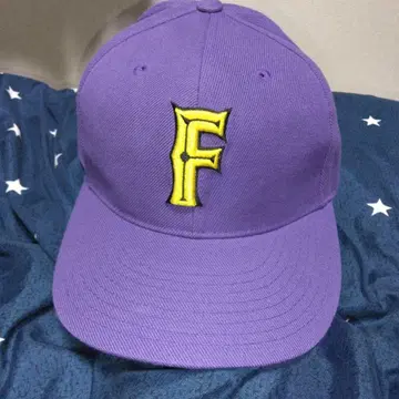 NEIGHBORHOOD 자수 F 로고 퍼플 캡 모자
