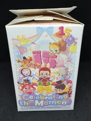 순간을 기념하는 즐거운 홍키