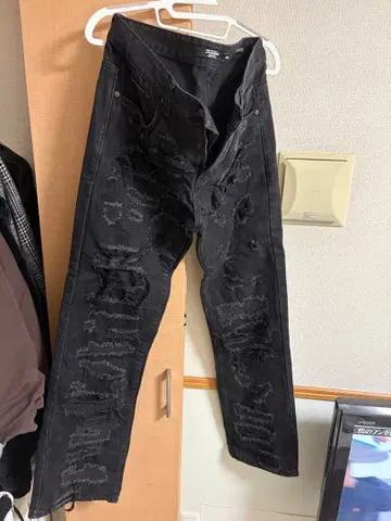 JADED LONDON 데미지 크래쉬 데님 팬츠