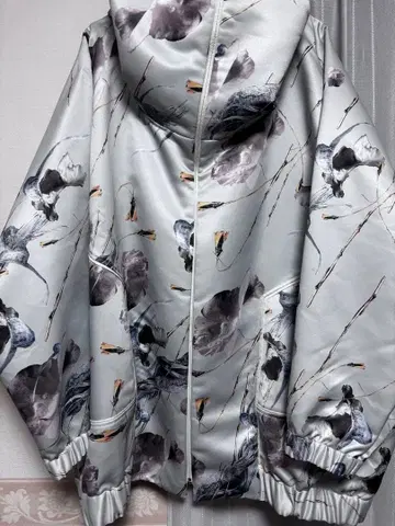 BALMUNG 그래픽 하이넥 빅 후드티