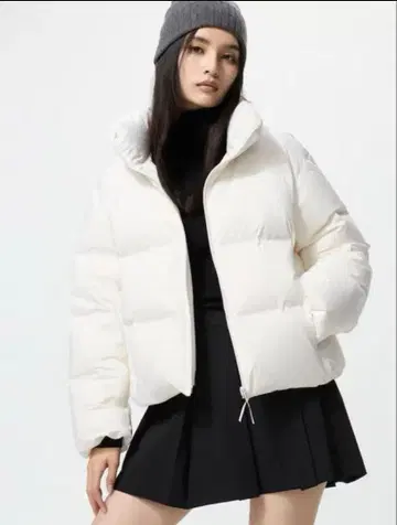 화이트 다운 자켓 M