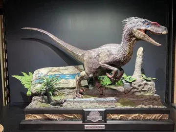 레거시 뮤지엄 컬렉션 쥬라기 공원 3 벨로키랍토르 보너스