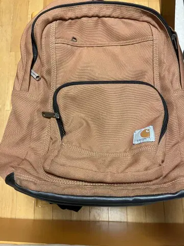 Carhartt 브라운 캔버스 백팩