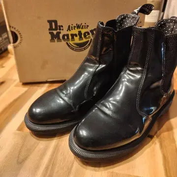 [ 무료배송 ] 닥터마틴 첼시 부츠 사이드 고어 24cm 도트 무늬