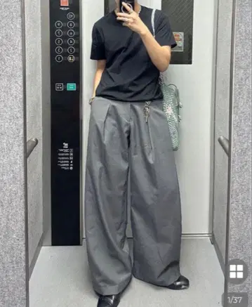 누구 타이프로 핀턱 와이드 슬랙스 블랙 S