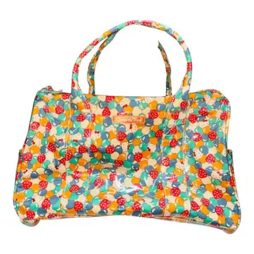 사만사베가 헬로키티 콜라보 미니 보스턴 백 과일 디자인