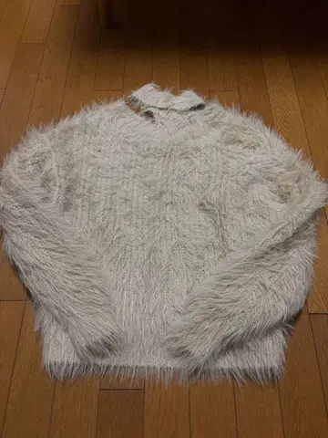 GYDA 초커 샤기 니트