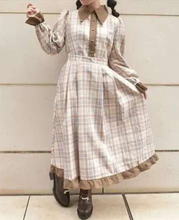 델리스 쇼콜라 셔츠 원피스 크림