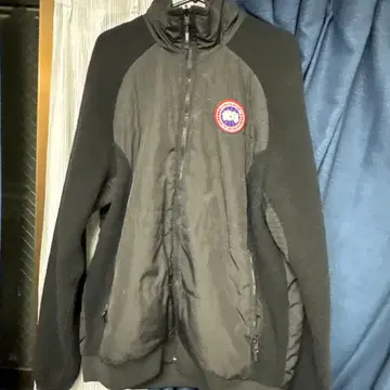 Canada Goose 블랙 플리스 자켓