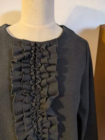 두클라쎄 DoCLASSE 블랙 원피스