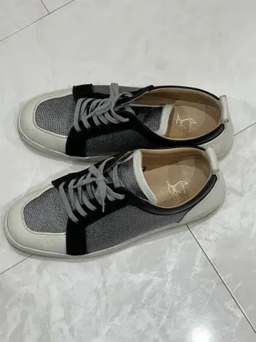 메쉬 가죽 스니커즈 블랙/화이트/그레이