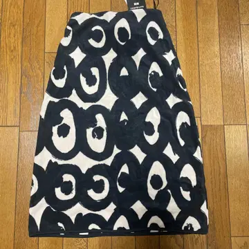 마리메꼬 플레어 스커트 S 블랙/화이트