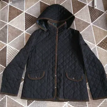 anyFAM 블랙 브라운 퀼팅 자켓 후드 부착 리버서블