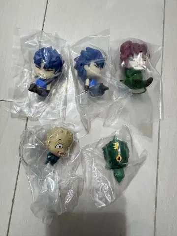 죠죠의 기묘한 모험 미니 피규어 5체 세트