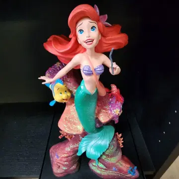 디즈니 스토어 한정판 아리엘 LED 라이트 피규어 인어공주