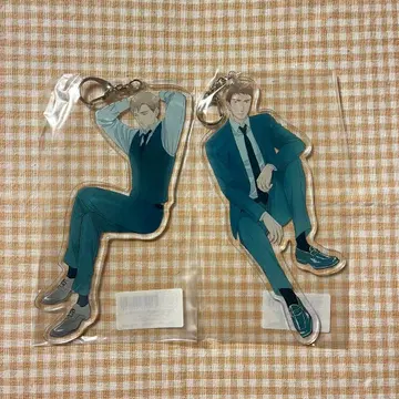 지저귀는 새는 날개짓하지 않아 빅 아크릴 키링 2종 3개