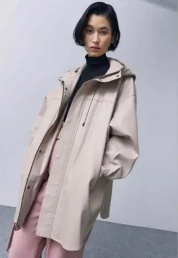 [새상품급] STUNNING LURE 인조 가죽 후디 자켓 사이즈 1