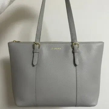 그레이 가죽 토트백 골드 금장 장식 포함