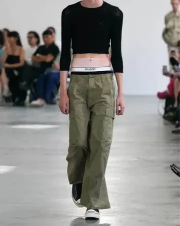 더블렛 로봇 레그 카고