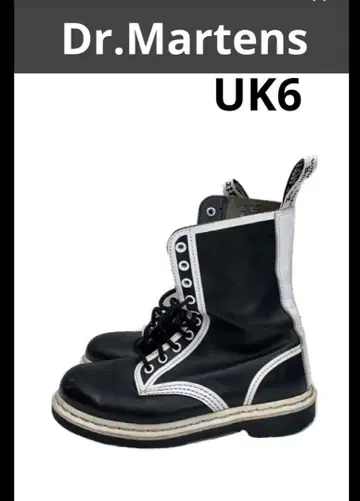 닥터마틴 모노톤 화이트 x 블랙 가죽 부츠 UK6