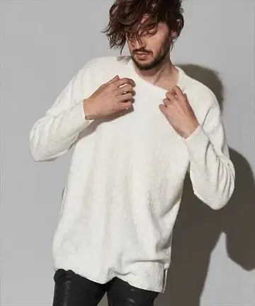 노아이디 NOID. 라무 파일 크루넥 풀오버 긴팔 티셔츠