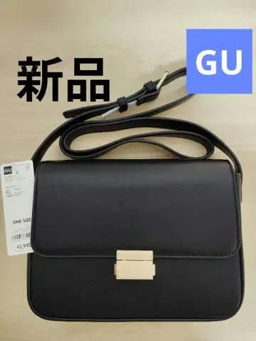 새상품 GU 스퀘어 플랩 숄더백 +E 블랙 지유