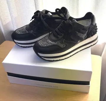 VOILE BLANCHE 스터드 스니커즈