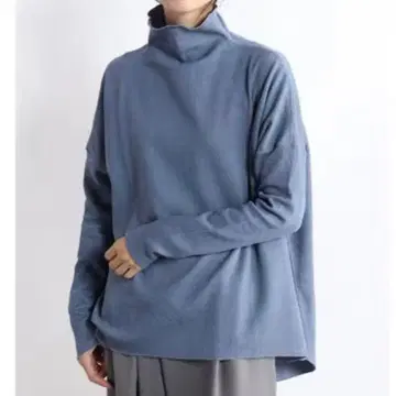 [새상품] mirepoix 드롭 숄더 보틀넥 상의