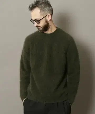 BEAUTY&YOUTH 헤어리 하프 아제 스웨터 카키 라쿤 니트