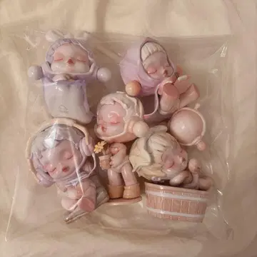 [ 새상품급 ] POPMART SKULLPANDA 온도 시리즈 피규어