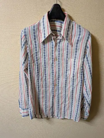 스트라이프 패턴 긴팔 셔츠 빈티지