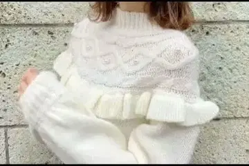 titty&co 티티앤코 펄 장식 니트 스웨터