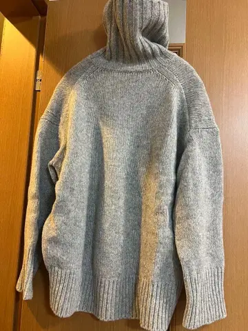 GALERIE VIE 파인 울 터틀넥 풀오버