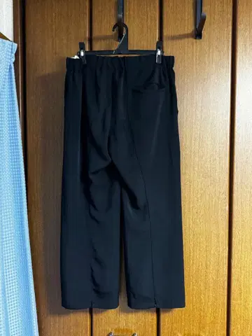 착용 2회 OVERCOAT 팬츠 슬랙스 블랙 사이즈 2 트라우저