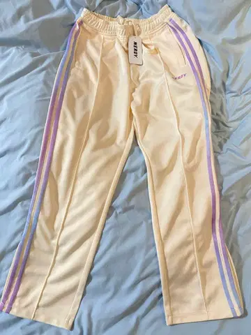 [ 미사용 새상품 ] NERDY 저지 팬츠