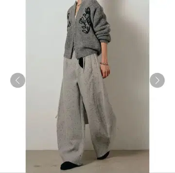 ESICA 네프 트위드 커브 팬츠 미사용 새상품