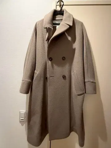 TICCA 베이지 더블 브레스트 롱 코트