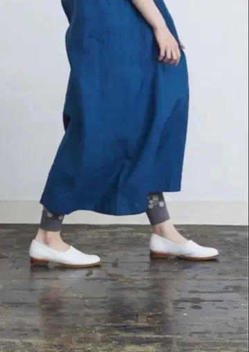 새상품급 아틀리에 나루세 도트 무늬 레깅스 팔라스 팰리스