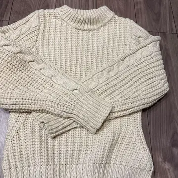 ZARA 케이블 짜임 긴팔 스웨터 크림 S