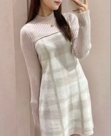 가격 인하!! anmille 절개 체크 미니 니트 OP 안미르 핑크