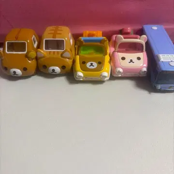 리락쿠마 토미카 세트 5대