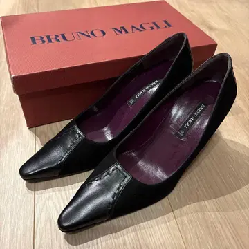 새상품급 BRUNO MAGLI 스웨이드 가죽 콤비 블랙 펌프스