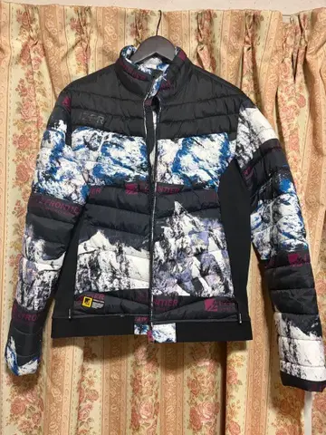 아이즈프론티어 다운 자켓