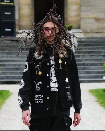 kidill 25ss 즉시 완판 스터드 데님 베스트 키디루 데님 베스트